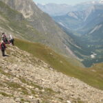 Une course en montagne, pendant un séjour d'été de la Colonie de La Fouly