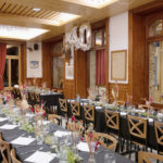 Un repas de fête au Grand-Hôtel du Val Ferret, La Fouly, Suisse